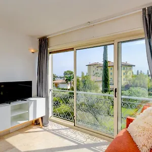 Dialma's Apartment